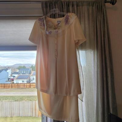 Sale Photo Thumbnail #453