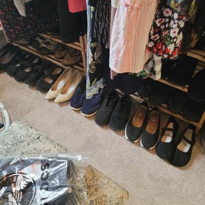 Sale Photo Thumbnail #414