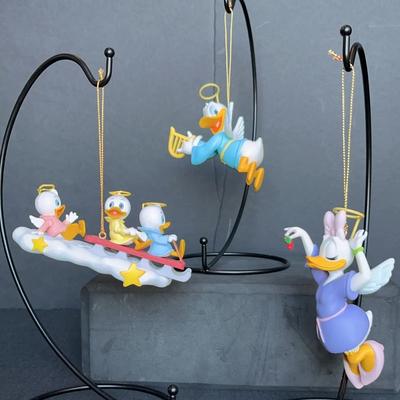 Disney Characters: Donald, Daisy, Huey,Dewey And Louie