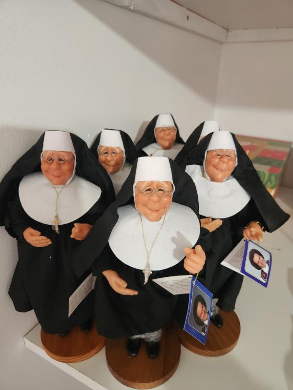 Sale Photo Thumbnail #2: Image000000 5)