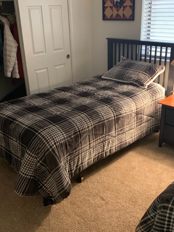 Sale Photo Thumbnail #50