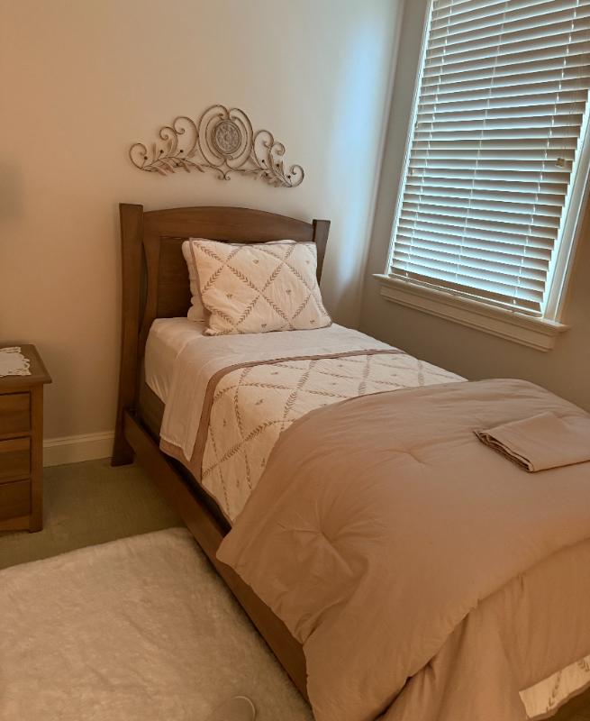 Sale Photo Thumbnail #50