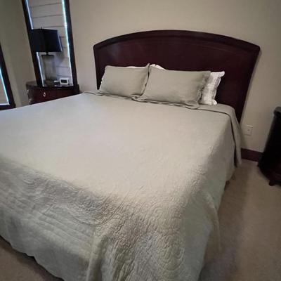 Sale Photo Thumbnail #43