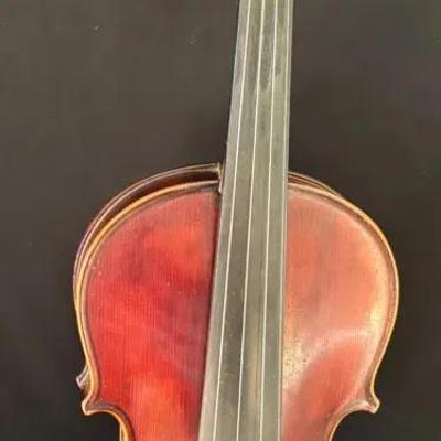 Antique Violin Marked Josef Guarnerius Fecit Cremonae Anno 1724 inside 
