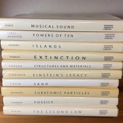 1983-84 Books By Scientific American Library: Extinction, Einstein’s Legacy, Fossils & More!