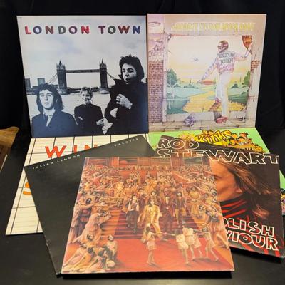 2~WINGS; ELTON JOHN; ROLLING STONES; THE KINKS Records LPs