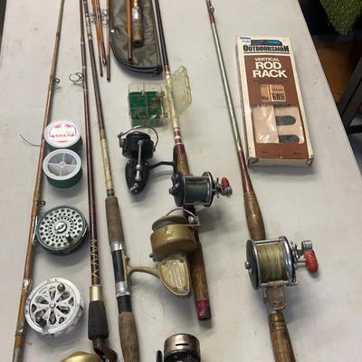 Vintage Fishing Lot * 2 Penn Reels * Mitchell Reel * Vintage Pac Rod & Case * Tied Flies