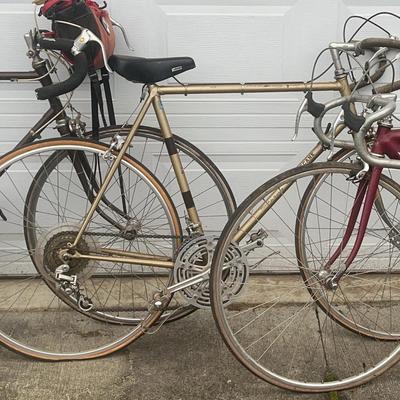 3 Vintage & Collectible Road bikes * Cannondale, Made in France Motobecane, RARE Dolphin