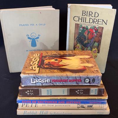 8 Antique & Vintage Children’s Hardcover Books *  Lassie, Black Beauty and more