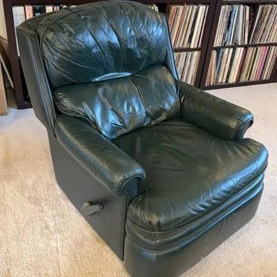 Forest Green Leather BarcaLounger Reclining Chair * Quality & Comfortable!