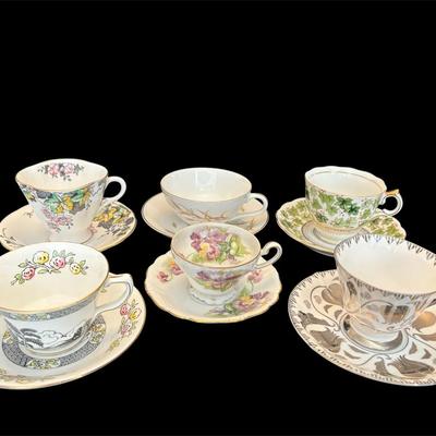 6 Vintage Teacups/Saucers * Royal Albert * Occupied Japan * Pagoda