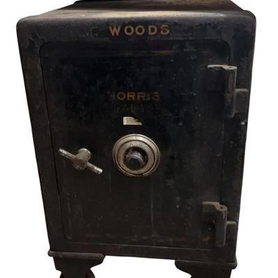 Antique Woods / Norris Safe & Lock Company Metal Combination Safe 