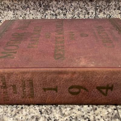 Large Antique MOTOR AGE FLAT RATE AND SERVICE MANUAL 1949 * Chilton Publishing 