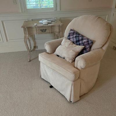 Sale Photo Thumbnail #46