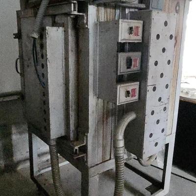 Dickinson Kiln Model D 8 H 