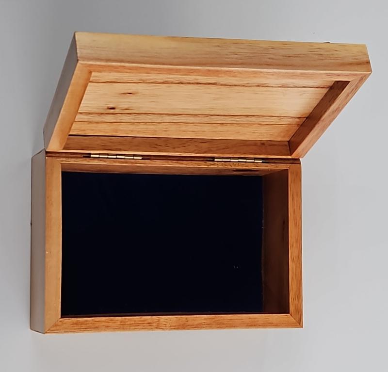 Sale Photo Thumbnail #362