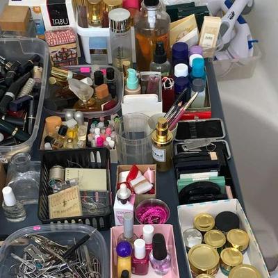 Sale Photo Thumbnail #282