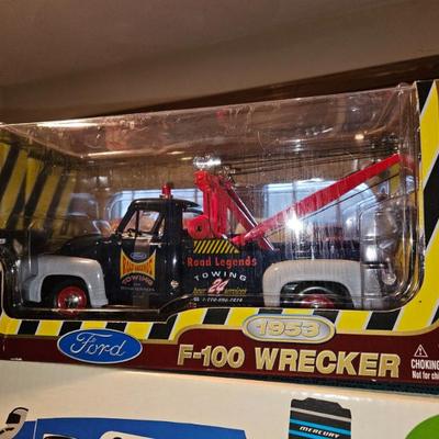 Sale Photo Thumbnail #143