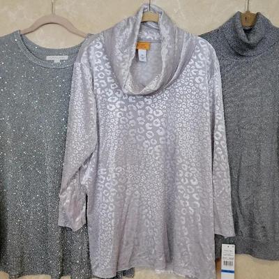 Shining In Silver NWT Blouses Size XL Featuring Calvin Klein 