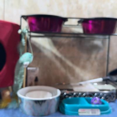 Pet Supplies (2)