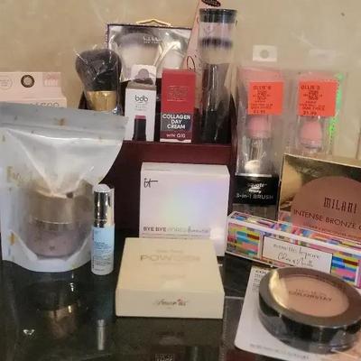 Powder Makeup Collection With Brushes And More 