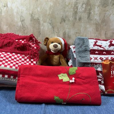 Plush Throws, draft Stopper And Table Runner