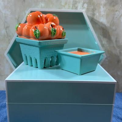 Homeworx Farm stand Peaches