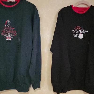 Women's Size 1X Christmas Sweatshirts 