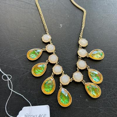 Sale Photo Thumbnail #17