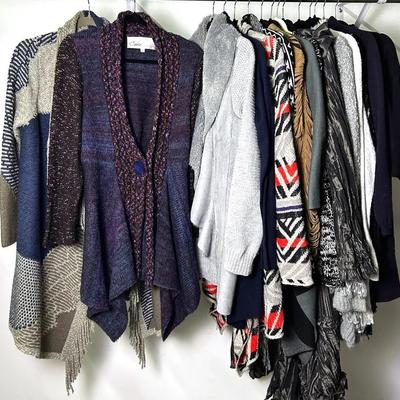 Neiman Marcus, Nic + Zoe, Curio & More Toppers - Size M-L