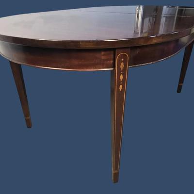 Kittinger Richmond Hill Mahogany Dining Table With Inlaid Legs, 3 Leaves & Table Protectors