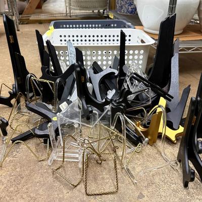 Plate Stands