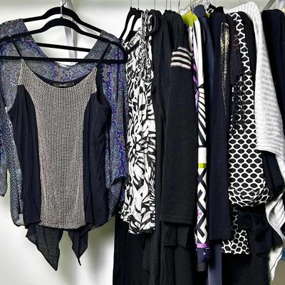 BCBG, Lululemon, Sno Skins & More Womens Clothing (Size M)