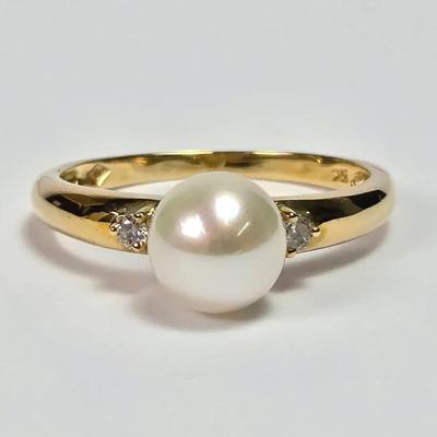 10K Gold 7.1mm Pearl Ring with Diamond Accents - Size 6.75