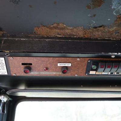 Sale Photo Thumbnail #320