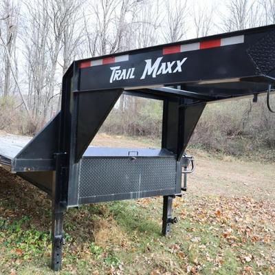 Sale Photo Thumbnail #126