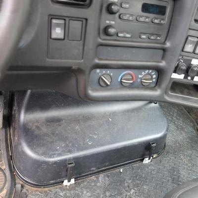 Sale Photo Thumbnail #849