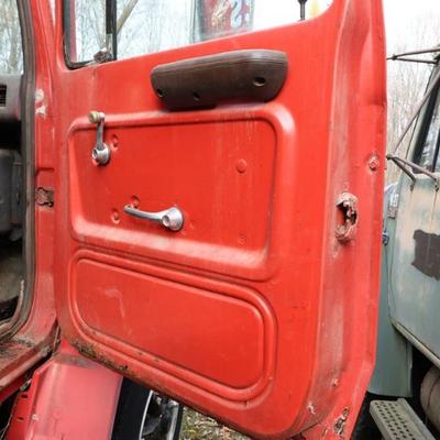 Sale Photo Thumbnail #185