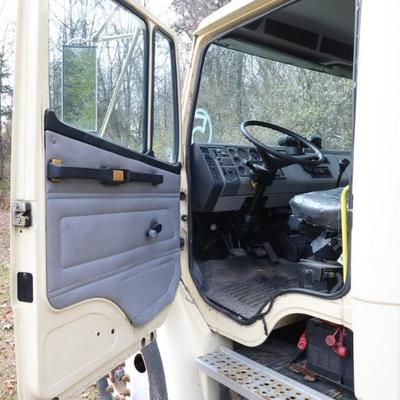 Sale Photo Thumbnail #233