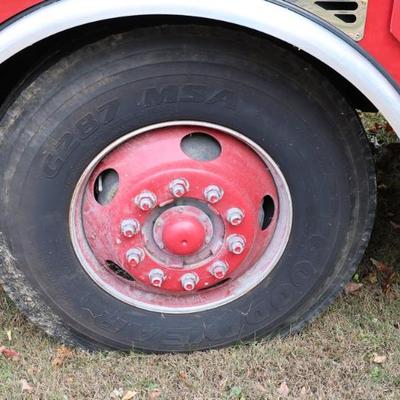 Sale Photo Thumbnail #396