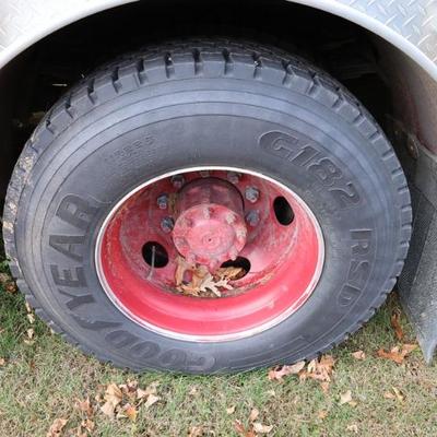 Sale Photo Thumbnail #364