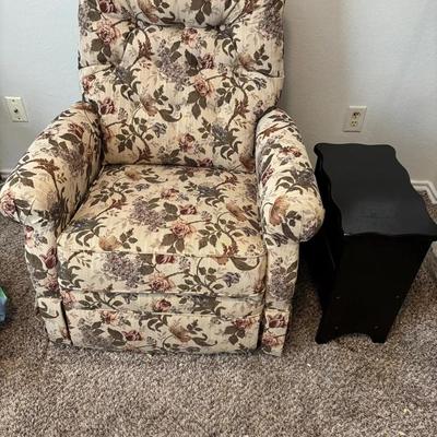 Recliner & Table