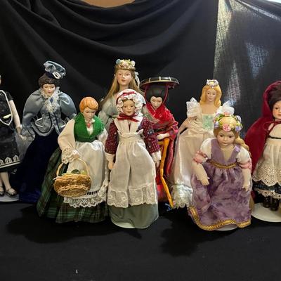 Beautiful Dolls 