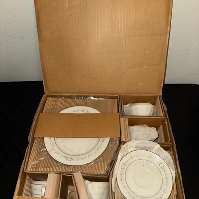 Noritake China Set 