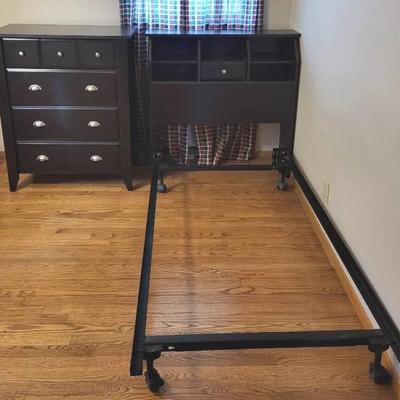 Twin Bed & Dresser (BR4)