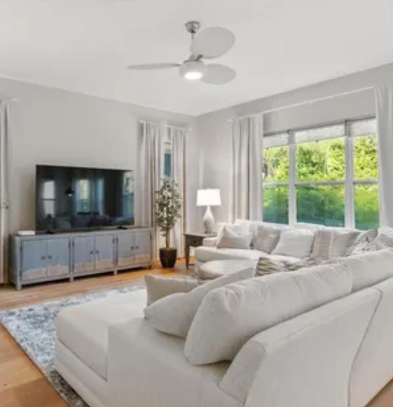 Sale Photo Thumbnail #5