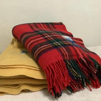 Kenwood & Bonda Wool Blankets Vintage