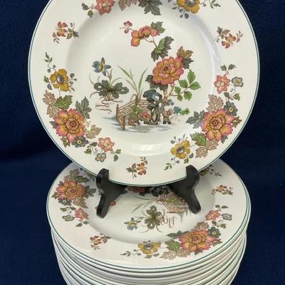 Wedgwood Eastern Flowers Dinner Plates, 16 Pcs