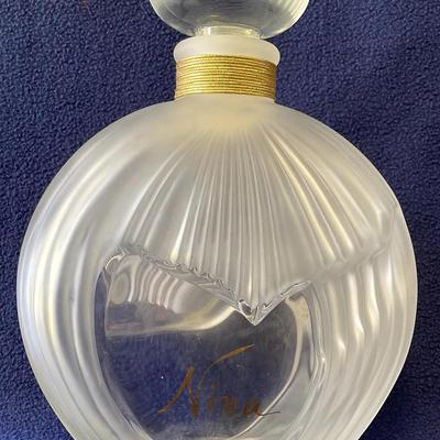 Lalique Nina Ricci Factice Perfume Bottle 