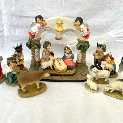 Anri Toriart Juan Ferrandiz Nativity Set, 12pcs